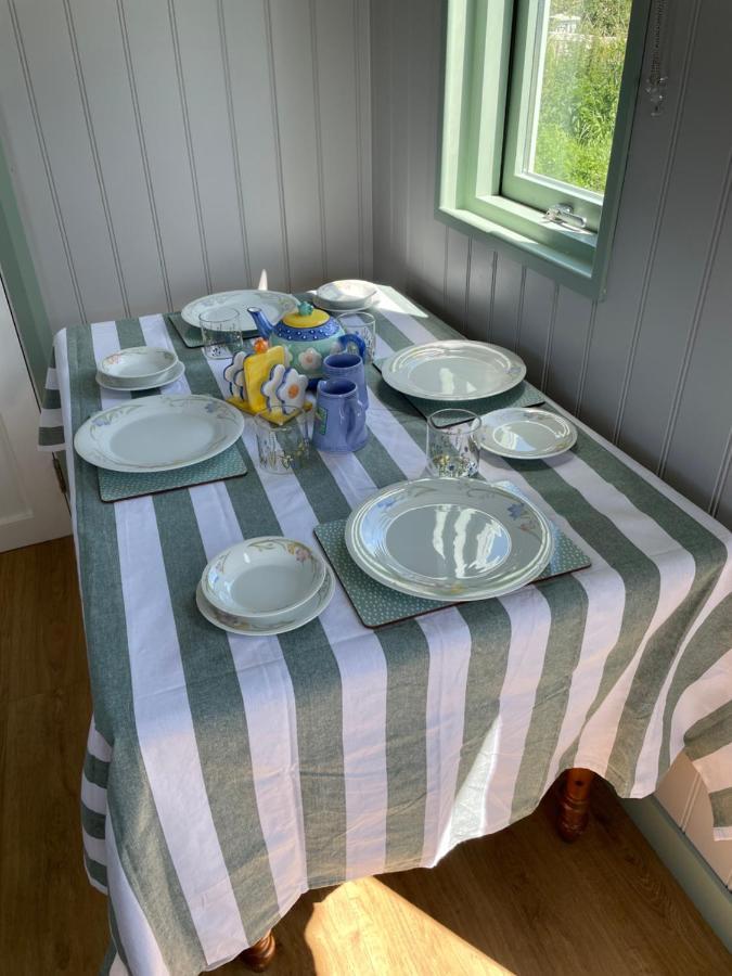 Market Street Shepherd'S Hut Leitrim Dromahair Luaran gambar